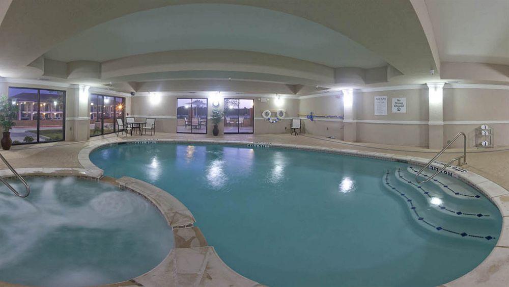 Hotel Express & By Ihg Ennis