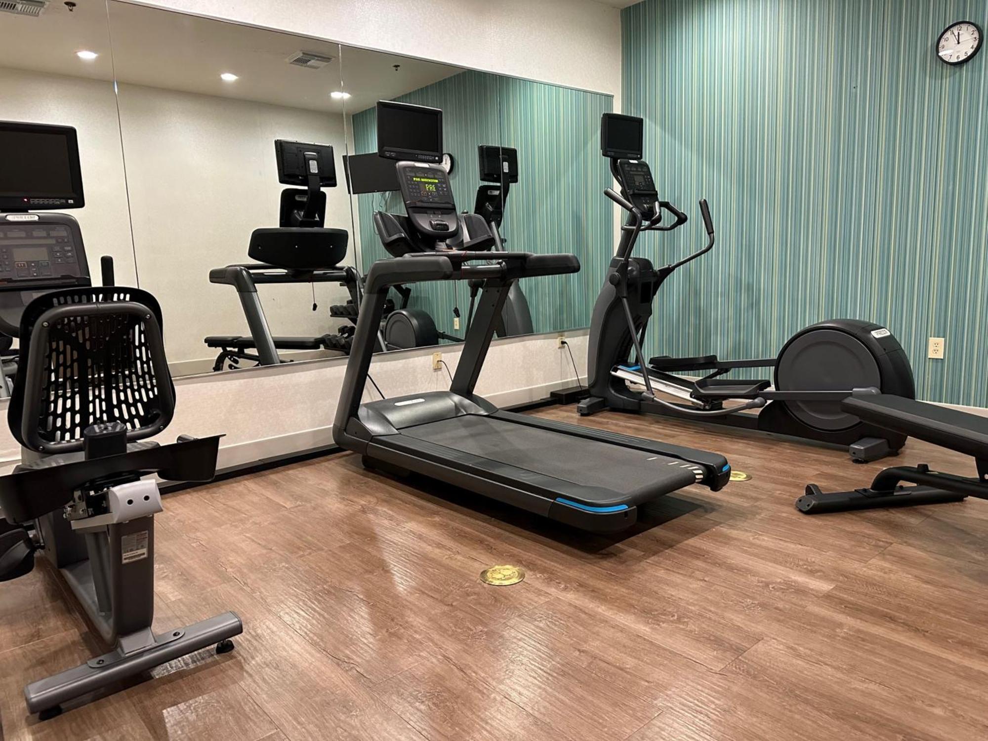 Express & By Ihg 2* Ennis