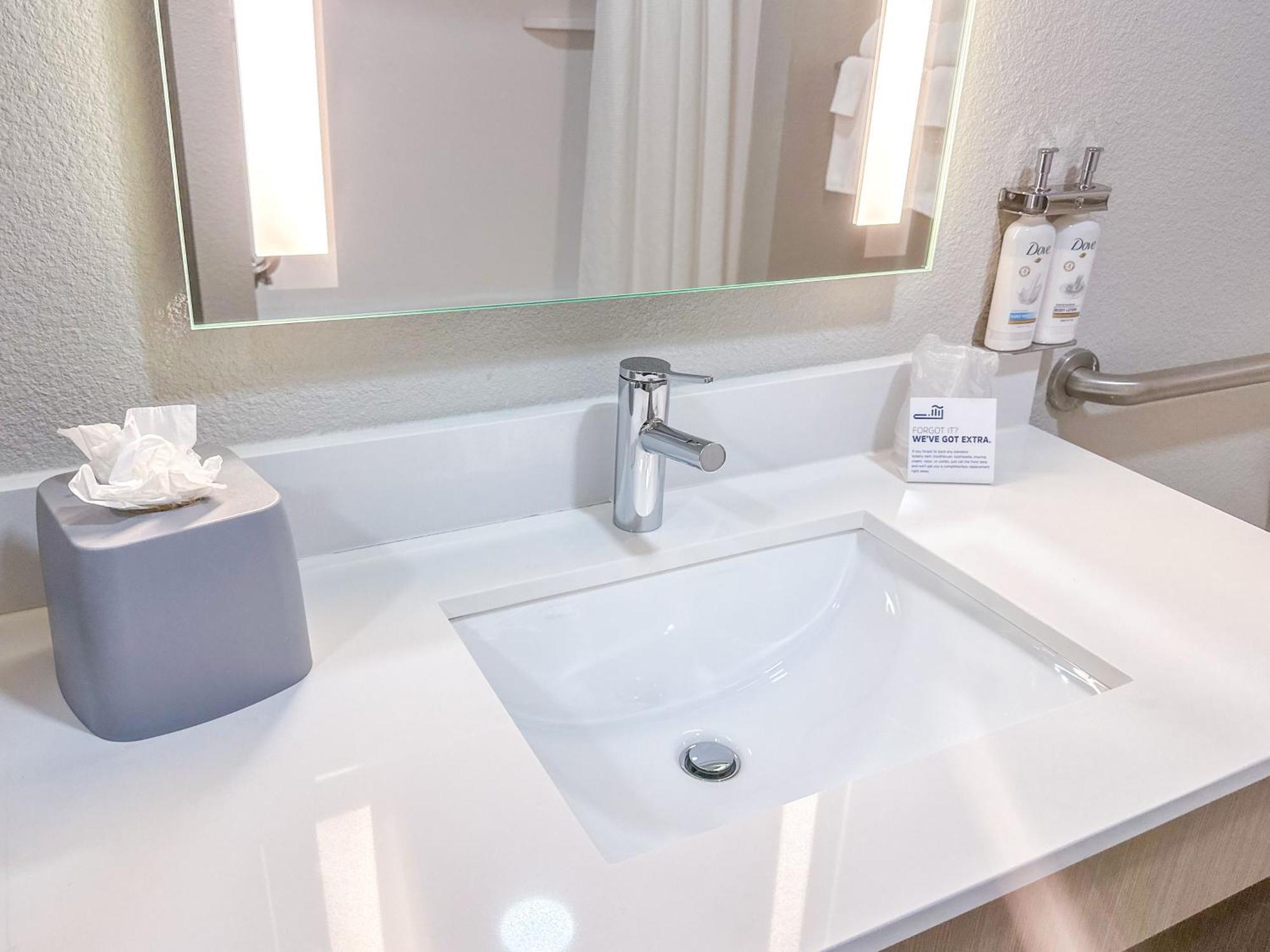 Hotel Express & By Ihg Ennis
