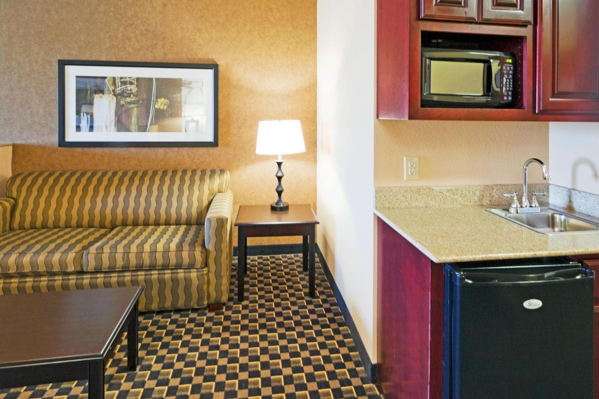 Hotel Express & By Ihg