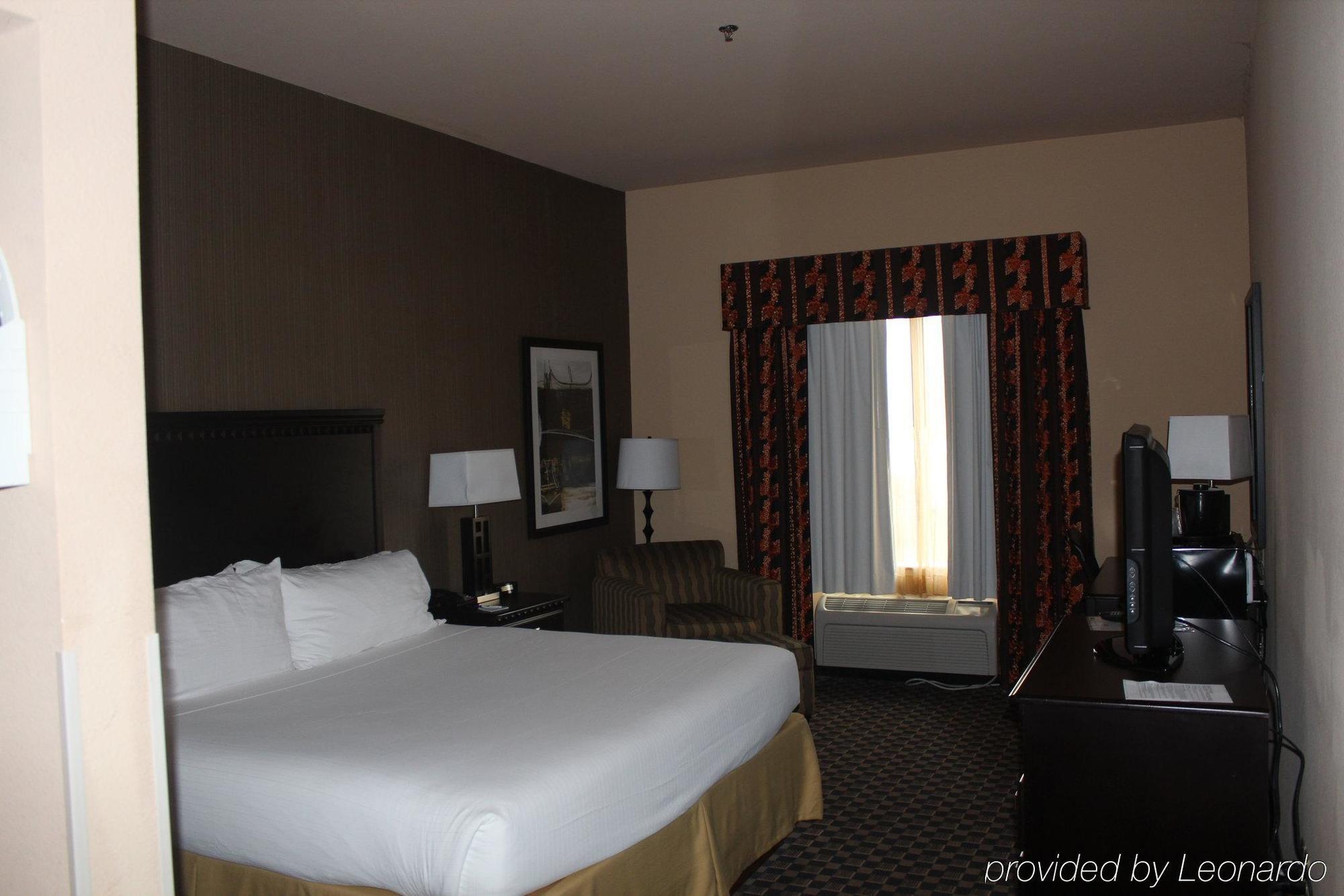 Express & By Ihg Hotel