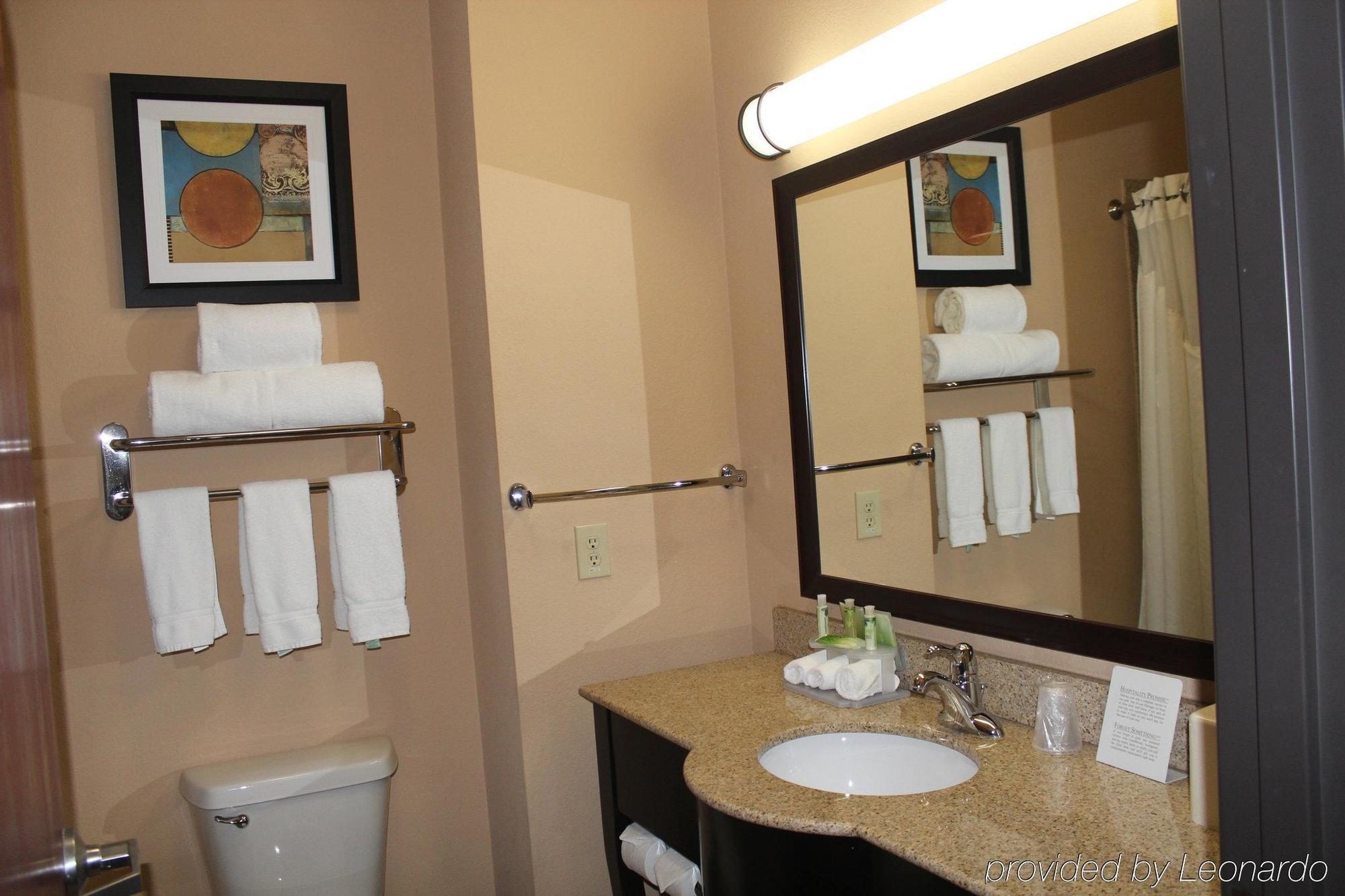 Express & By Ihg