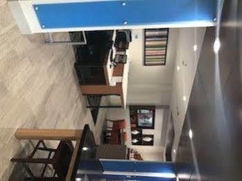 Hotel Express & By Ihg 2*
