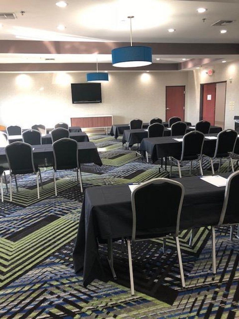 Hotel Express & By Ihg Ennis