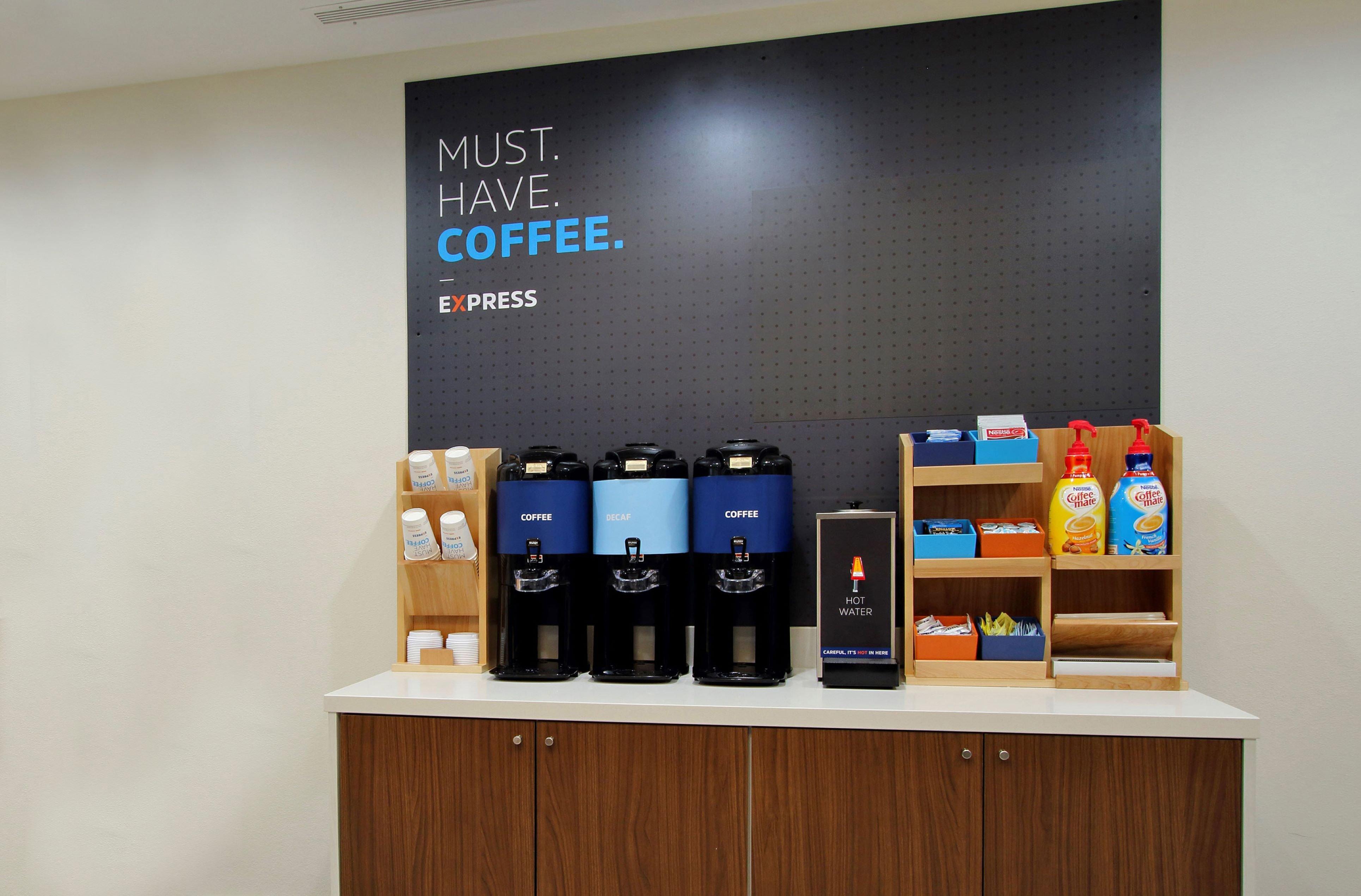 Express & By Ihg 2*