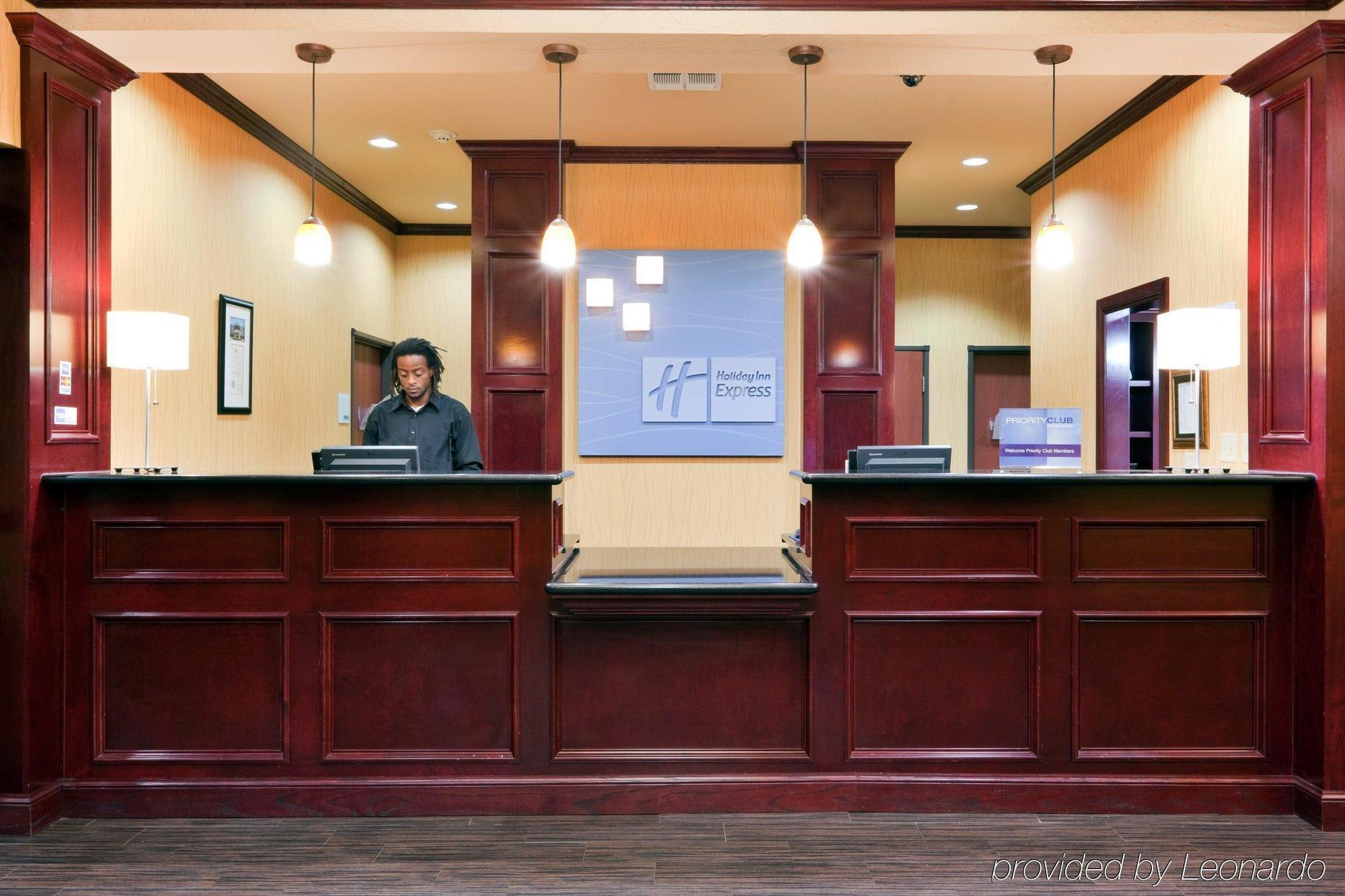 Express & By Ihg Ennis